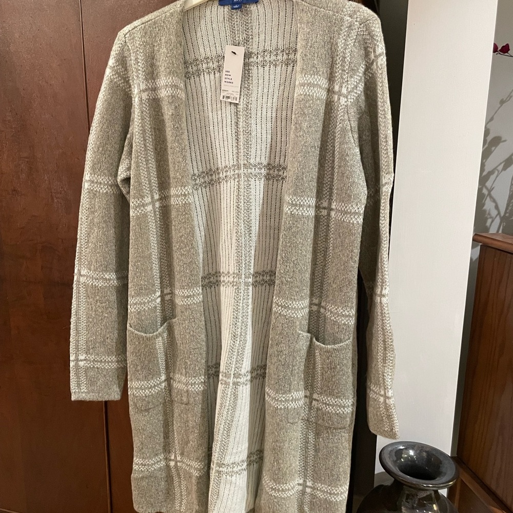 NWT Sz. L cardigan